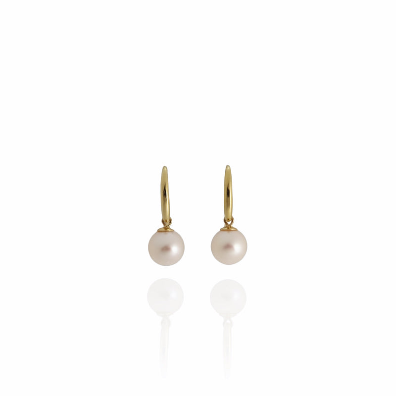 Round 8/8.5mm Pearl & 9ct Gold Hook Earrings E304
