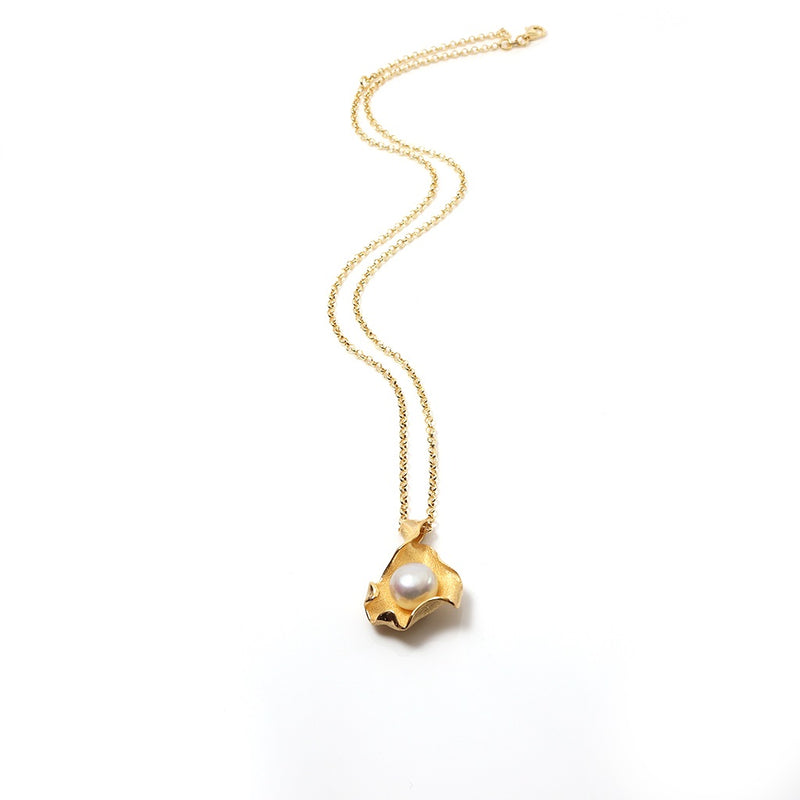 Venus Gilded Silver & Pearl Pendant