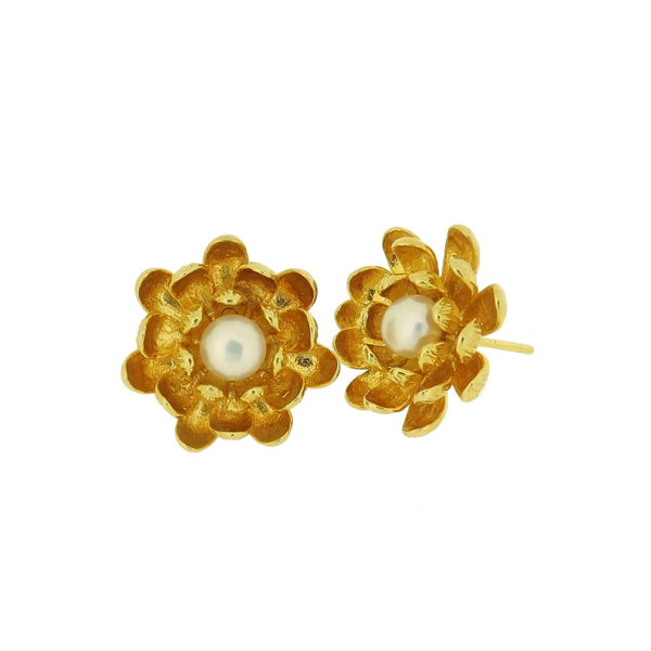 Chrysanthemum Pearl Flower Earrings